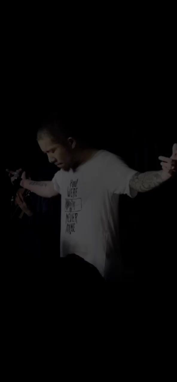 一首严肃的cover